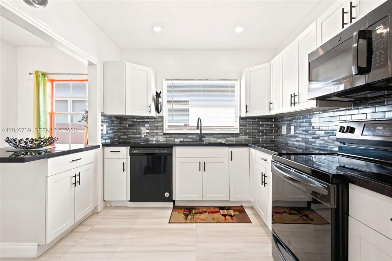 1222 Hollywood Blvd , Unit ., Hollywood, FL 33019 Photo