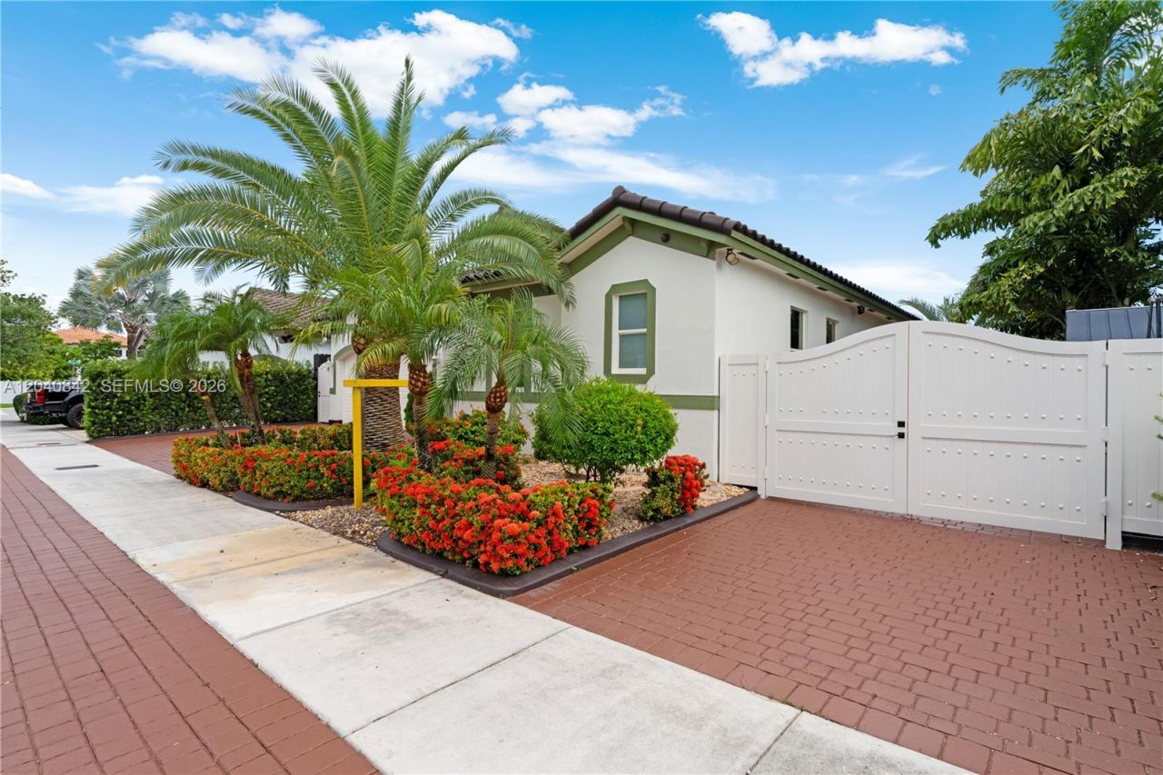 2351 SW 145th Ave, Miami, FL 33175 Photo