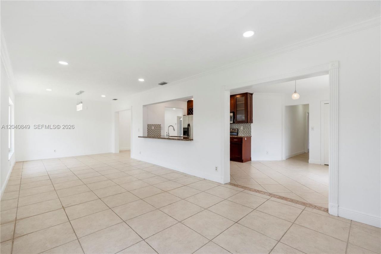 5160 SW 8th St , Margate, FL 33068 Photo