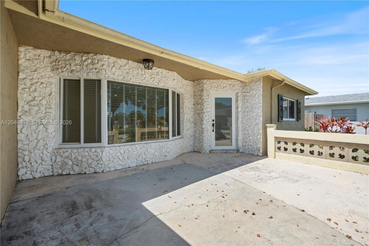 5160 SW 8th St , Margate, FL 33068 Photo