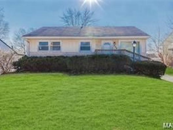 428 Macdougall Drive , Unincorporated, MO 63137