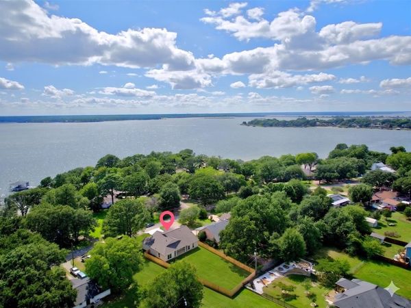 298 Autumn Wood Trail, Gun Barrel City, TX 75156