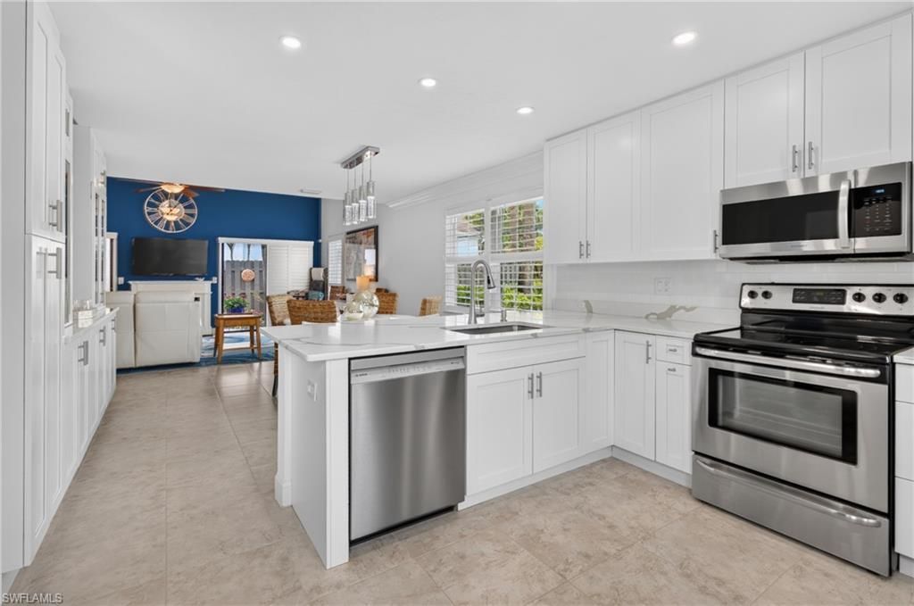 850 Meadowland Dr, Unit J, Naples, FL 34108 Photo