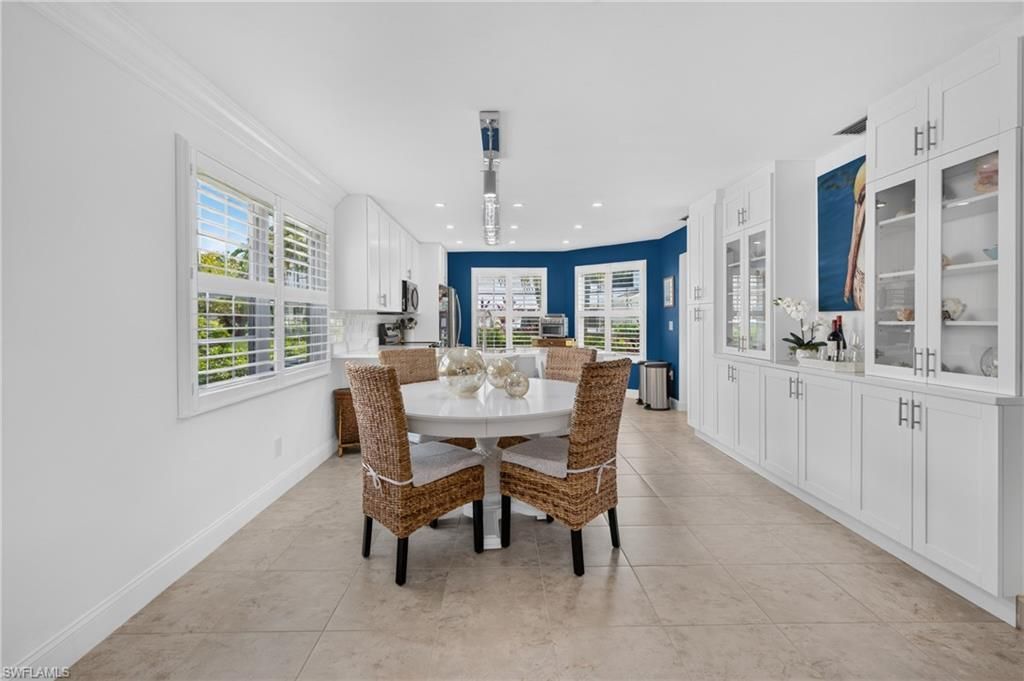 850 Meadowland Dr, Unit J, Naples, FL 34108 Photo