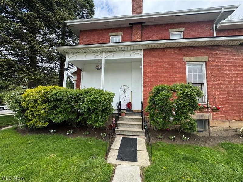 428 West Avenue, Elyria, OH 44035 Photo 4