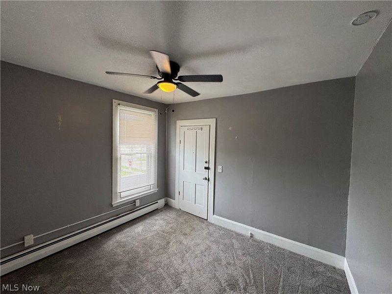 428 West Avenue, Elyria, OH 44035 Photo 5