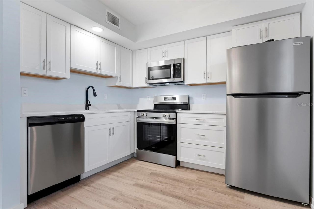 1258 Barbara Drive , Unit 107, Venice, FL 34285 Photo