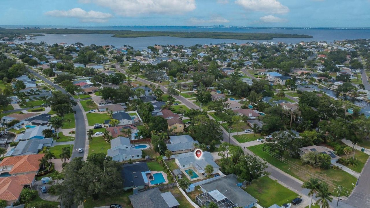 5218 Venetian Boulevard Ne, Saint Petersburg, FL 33703 Photo