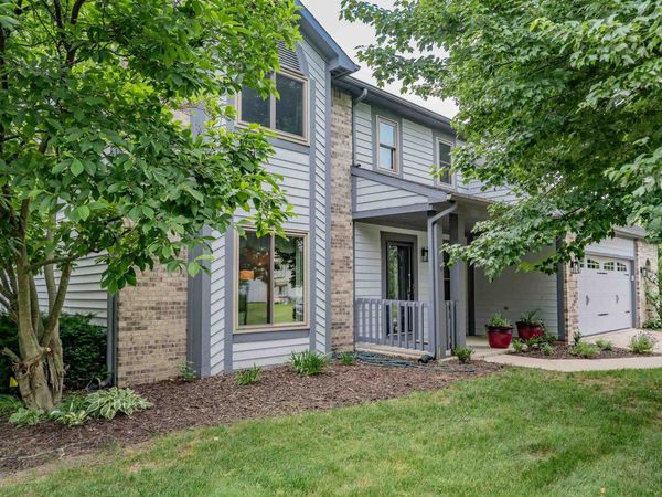 9015 Spring View Drive, Fort Wayne, IN 46804