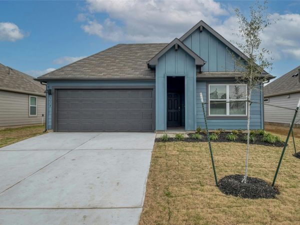 314 North Richland DR , Lockhart, TX 78644