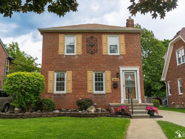 2845 Birchwood Street, Trenton, MI 00000