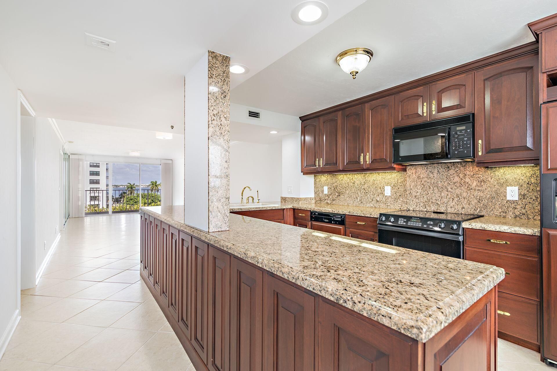 3901 S Flagler Drive, Unit 505, West Palm Beach, FL 33405 Photo