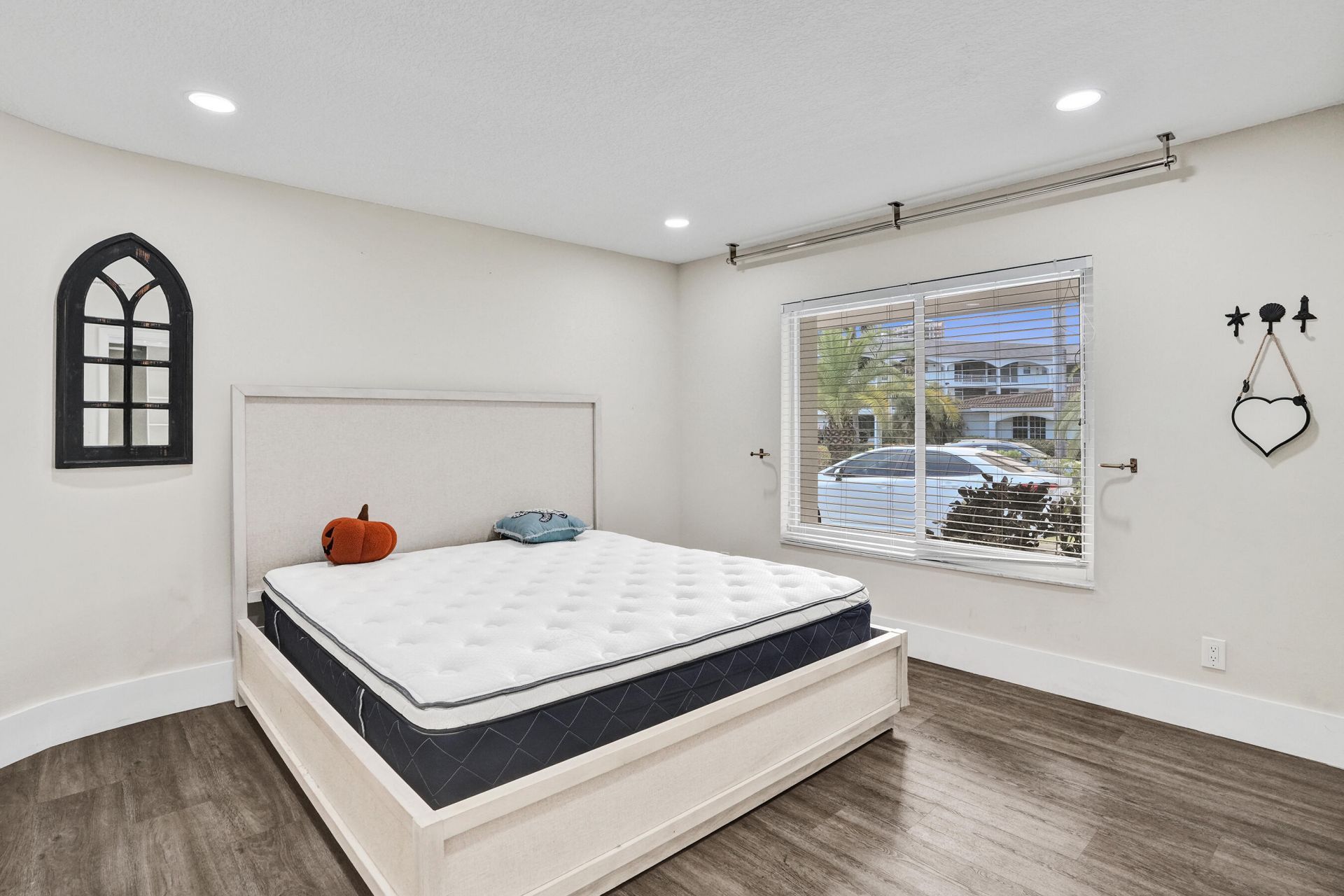 343 Layne Boulevard, Hallandale Beach, FL 33009 Photo