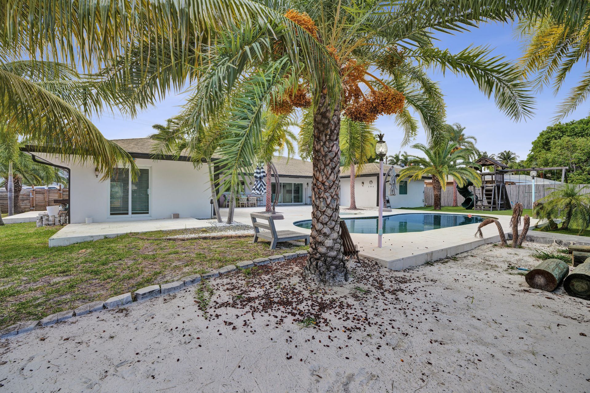 343 Layne Boulevard, Hallandale Beach, FL 33009 Photo