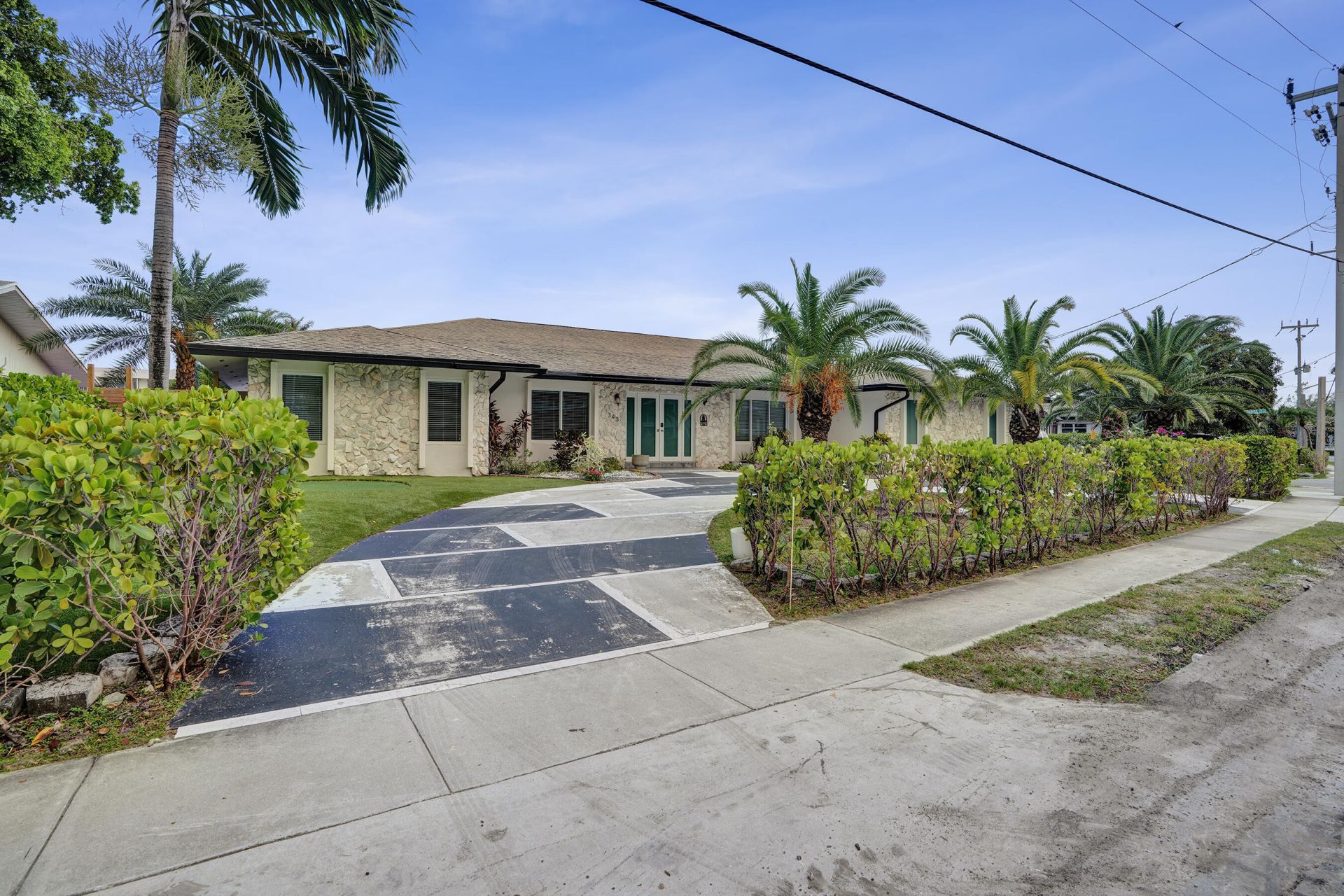 343 Layne Boulevard, Hallandale Beach, FL 33009 Photo