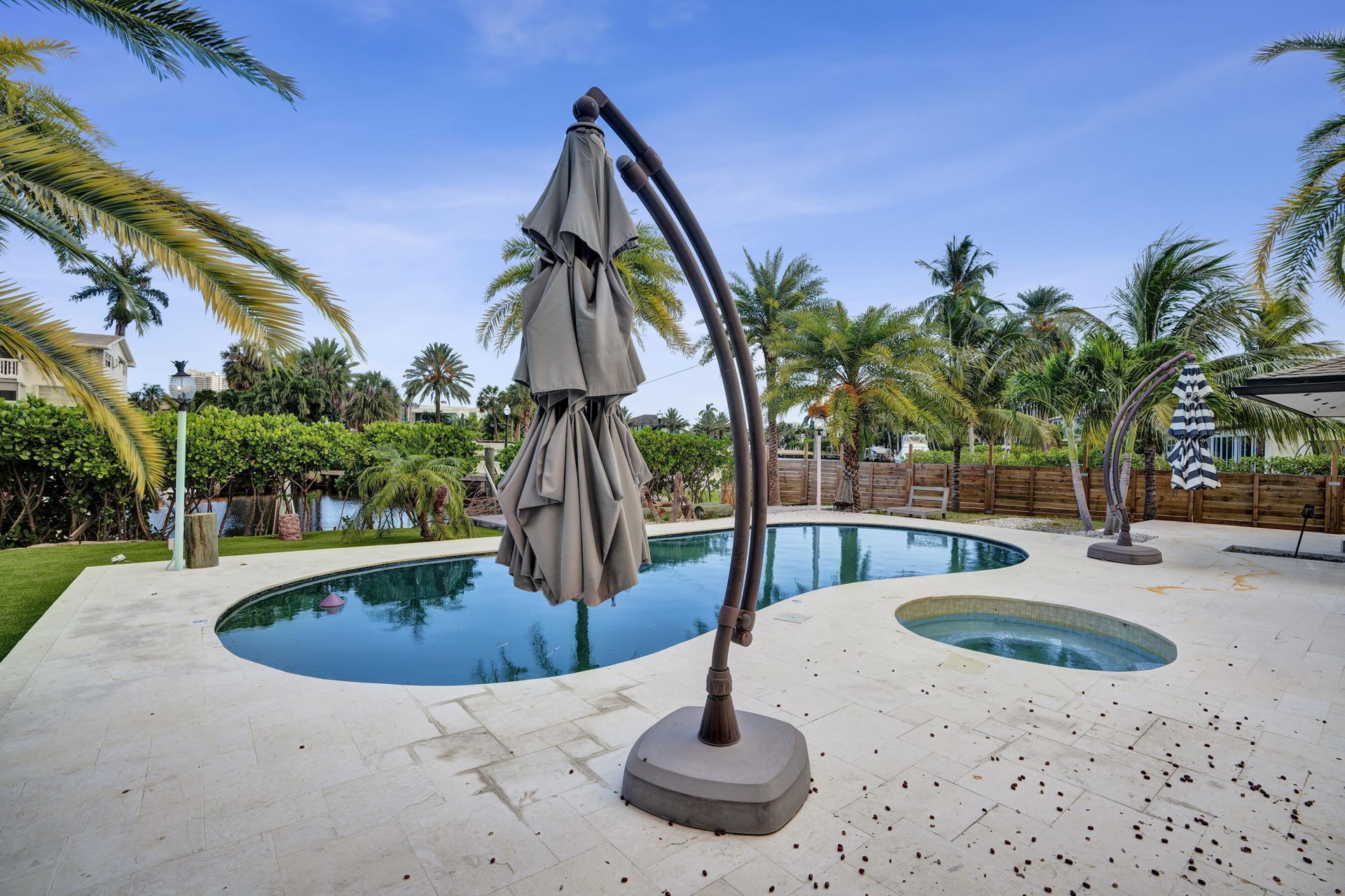 343 Layne Boulevard, Hallandale Beach, FL 33009 Photo
