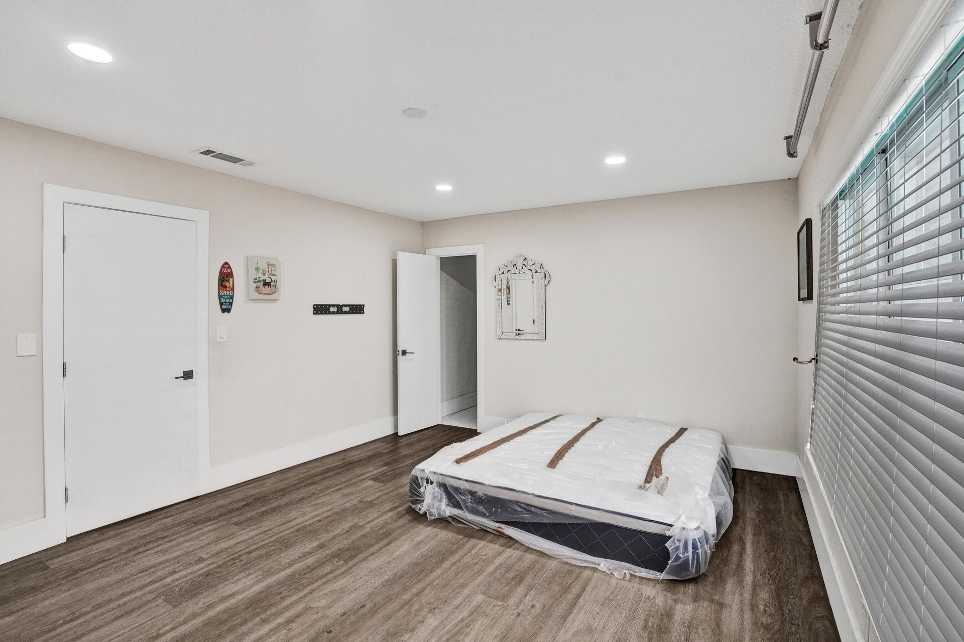 343 Layne Boulevard, Hallandale Beach, FL 33009 Photo