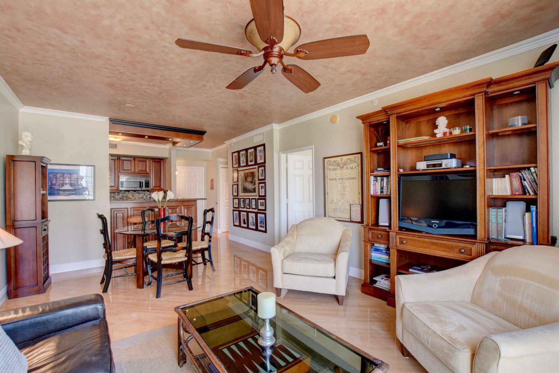 780 S Sapodilla Avenue S, Unit 401, West Palm Beach, FL 33401 Photo
