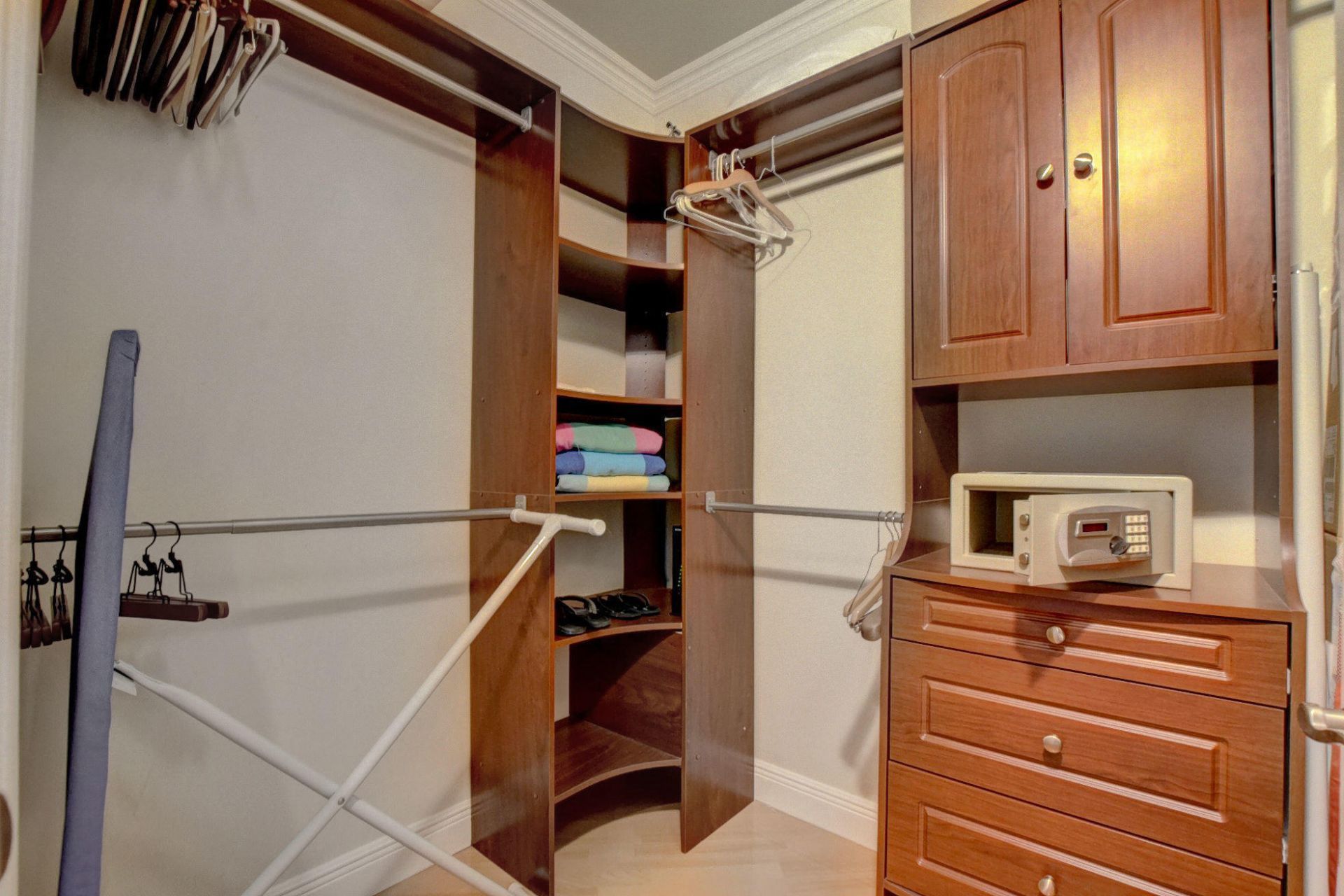 780 S Sapodilla Avenue S, Unit 401, West Palm Beach, FL 33401 Photo