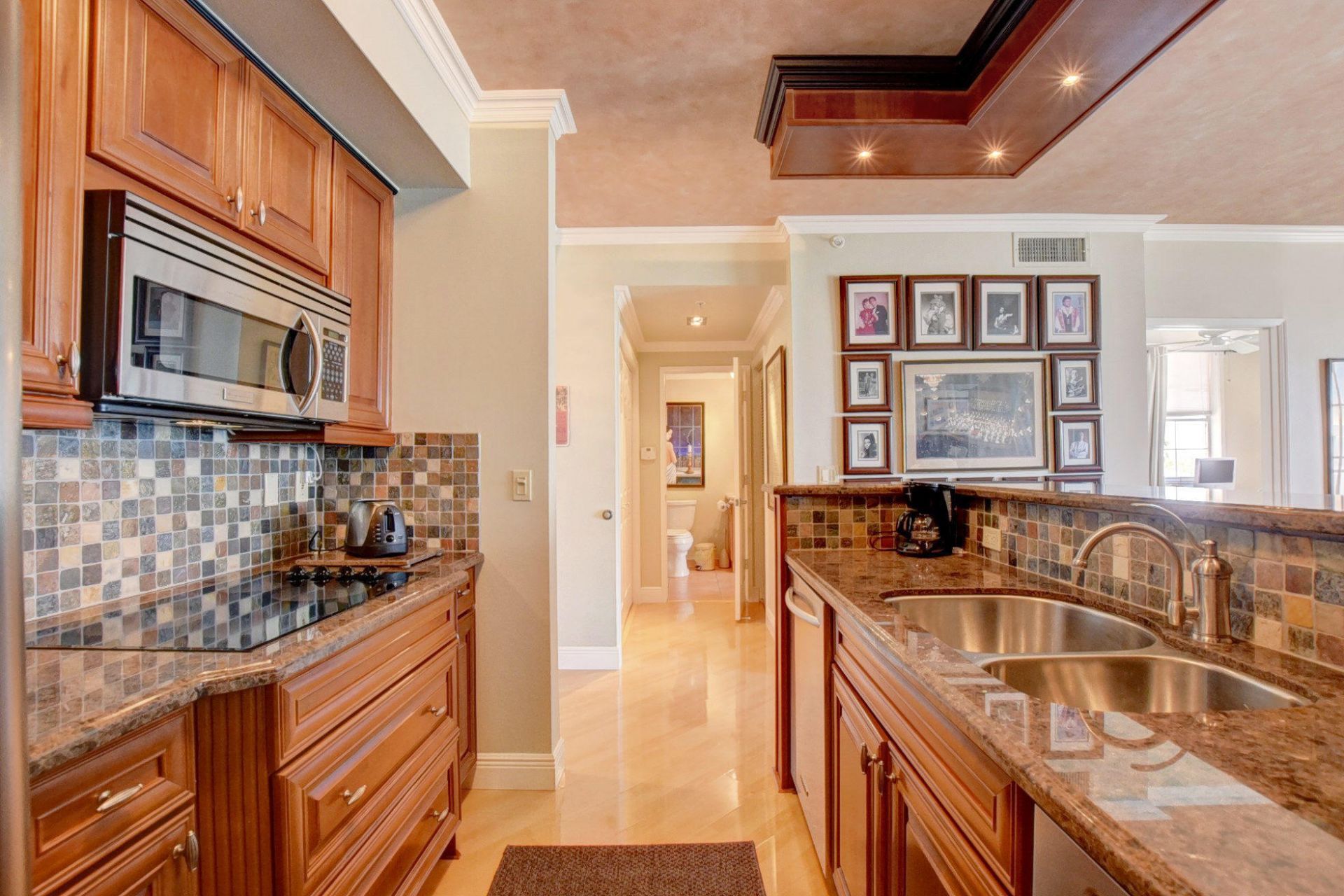 780 S Sapodilla Avenue S, Unit 401, West Palm Beach, FL 33401 Photo