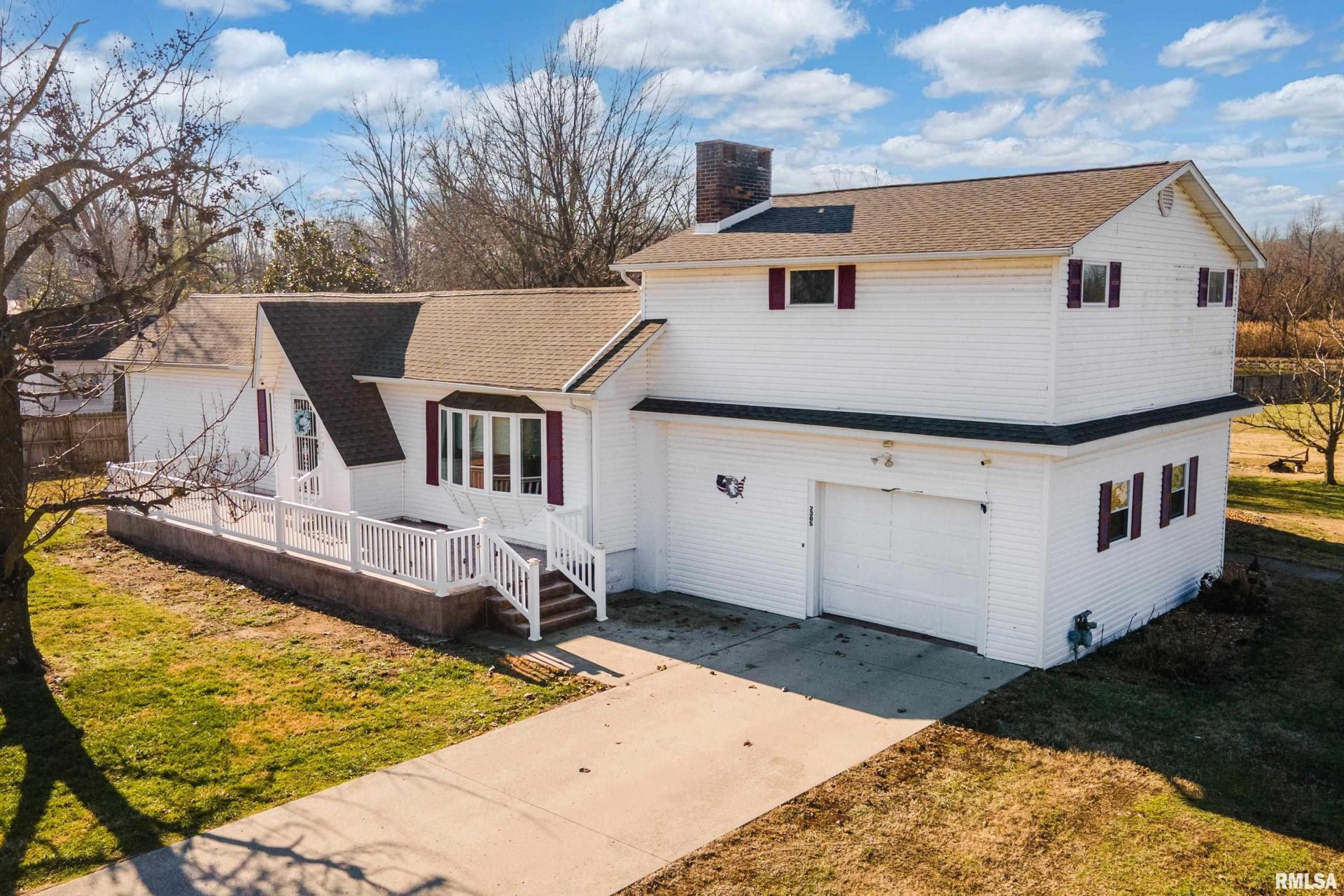 2305 Weaver Road, Herrin, IL 62948 Main Photo