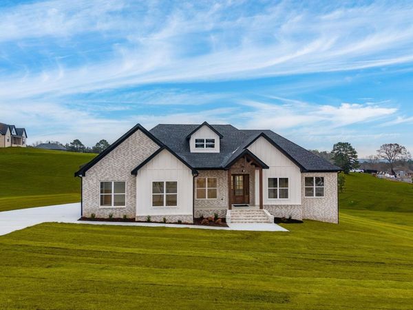 26 Avrey Lane , Greenbrier, AR 72058