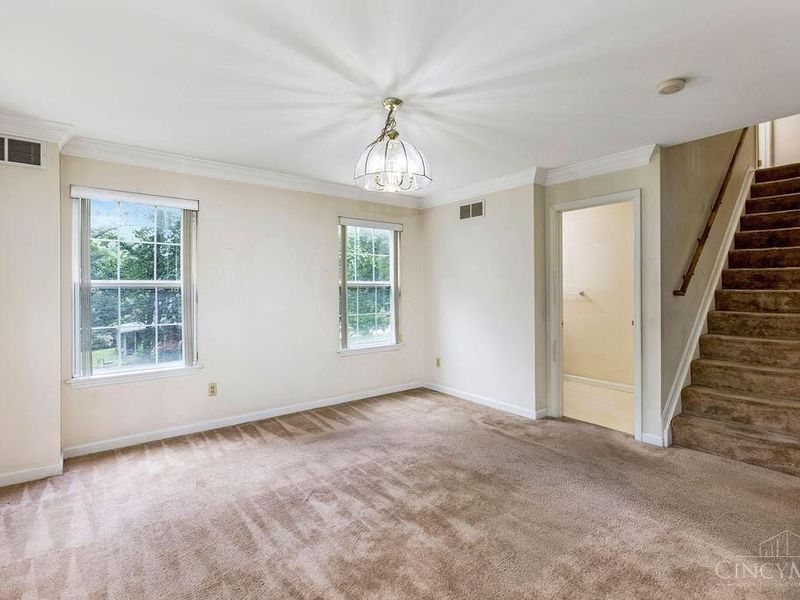 1730 Bloomingdale Avenue, Cincinnati, OH 45230 Photo 13
