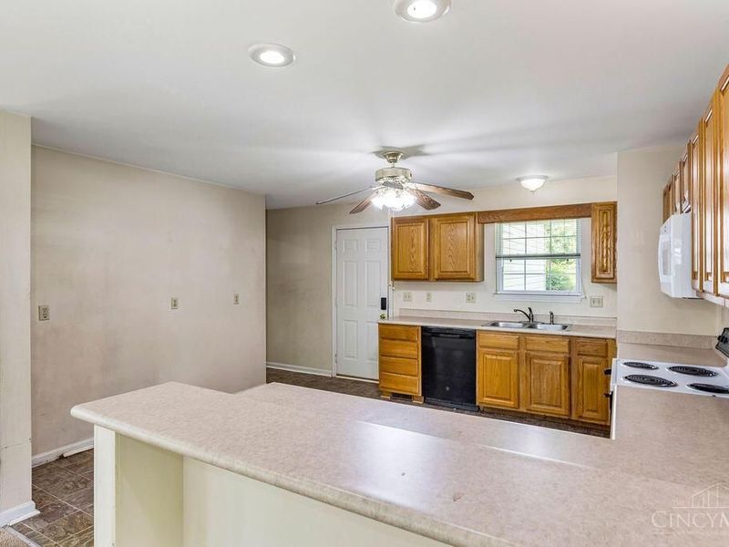 1730 Bloomingdale Avenue, Cincinnati, OH 45230 Photo 18