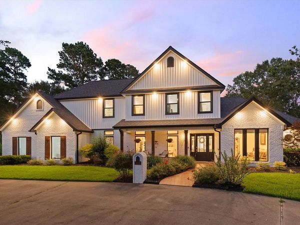 350 Pecan Creek Drive , Henderson, TX 75654