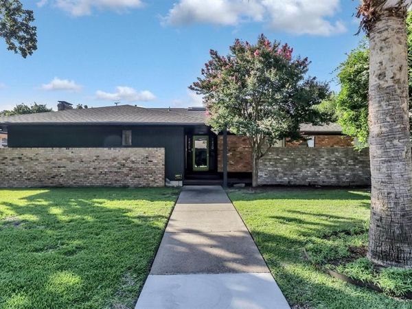 7428 Walling Lane, Dallas, TX 75231