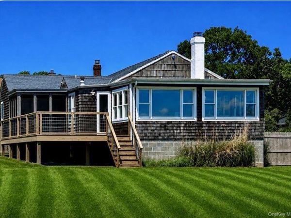57 Moon Avenue, Flanders, NY 11901