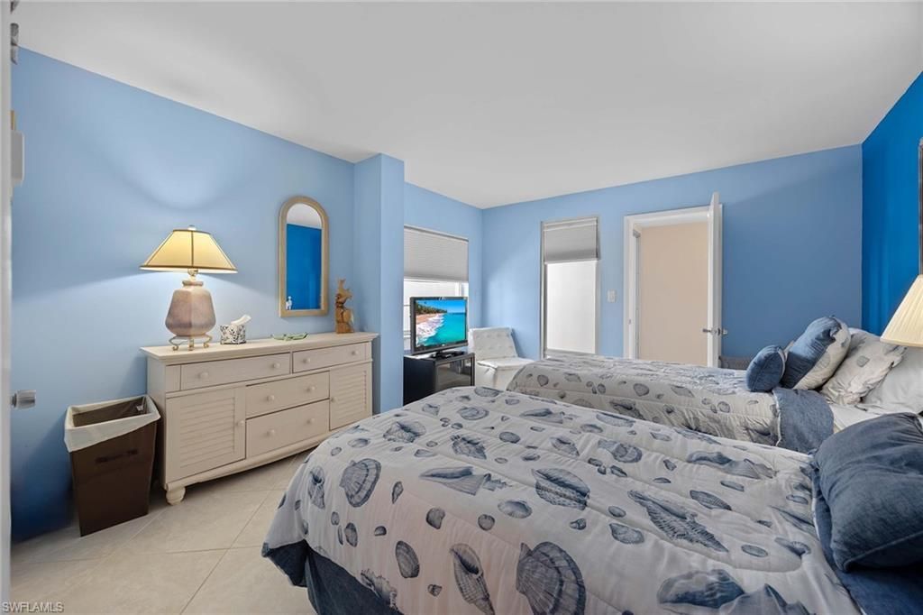 3443 Gulf Shore Blvd N, Unit 707, Naples, FL 34103 Photo