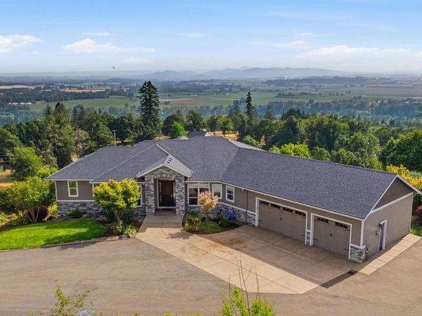 8683 Drury Ln S, Salem, OR 97306