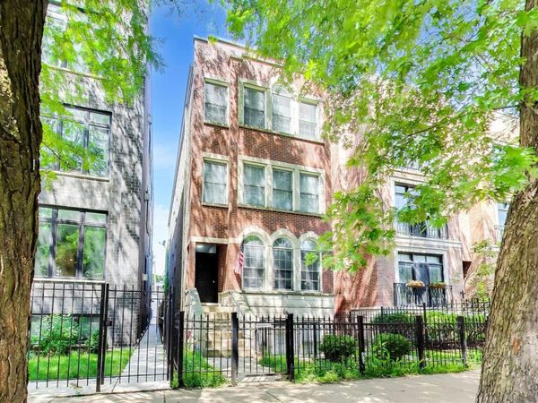 2938 N Damen Avenue , Unit 2, Chicago, IL 60618