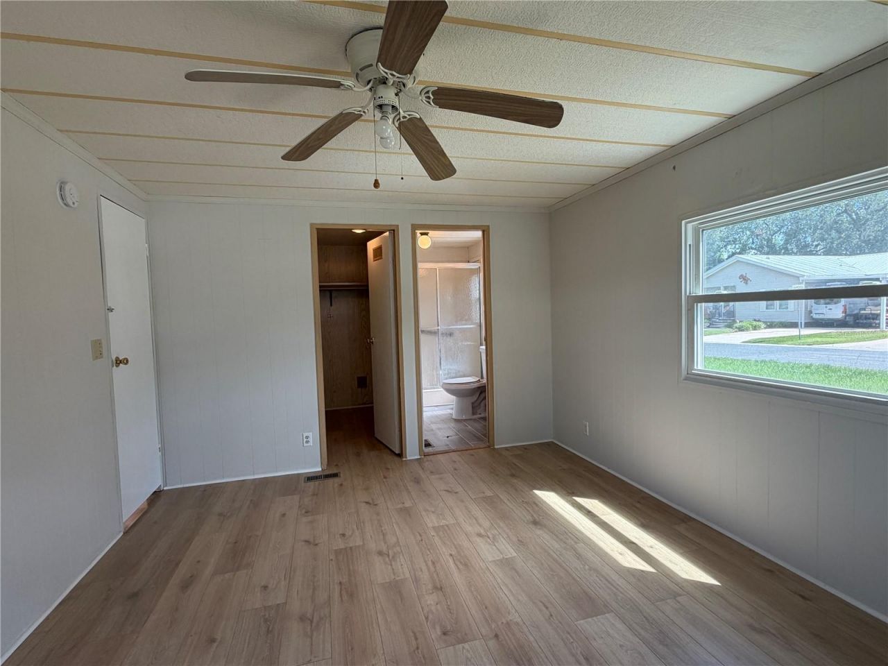 925 Beechwood Avenue, Lady Lake, FL 32159 Photo