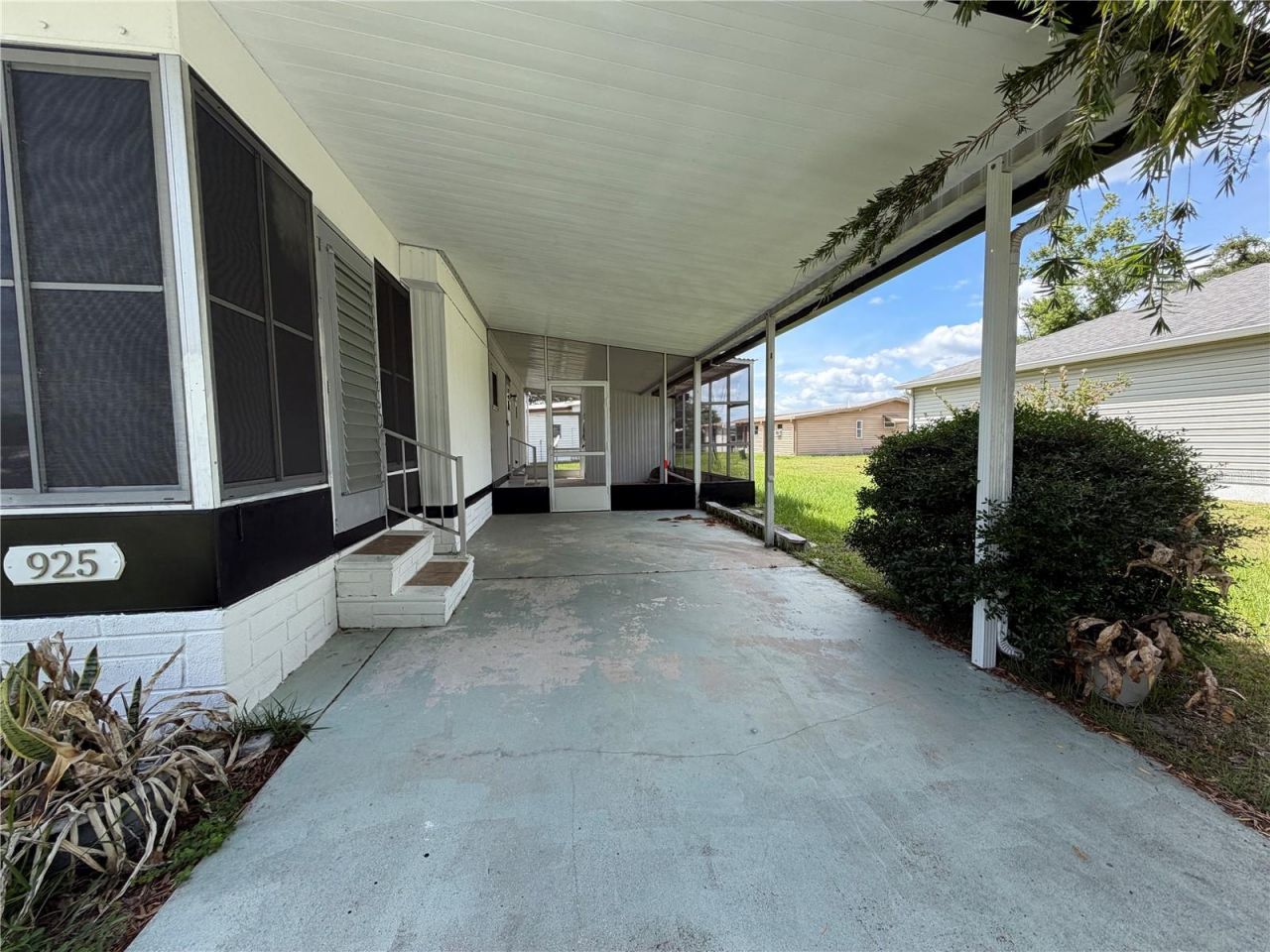 925 Beechwood Avenue, Lady Lake, FL 32159 Photo