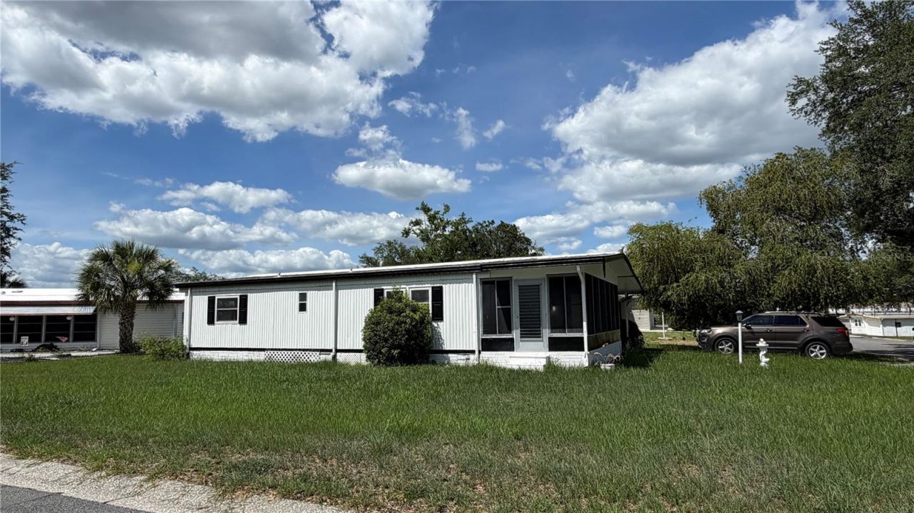 925 Beechwood Avenue, Lady Lake, FL 32159 Photo