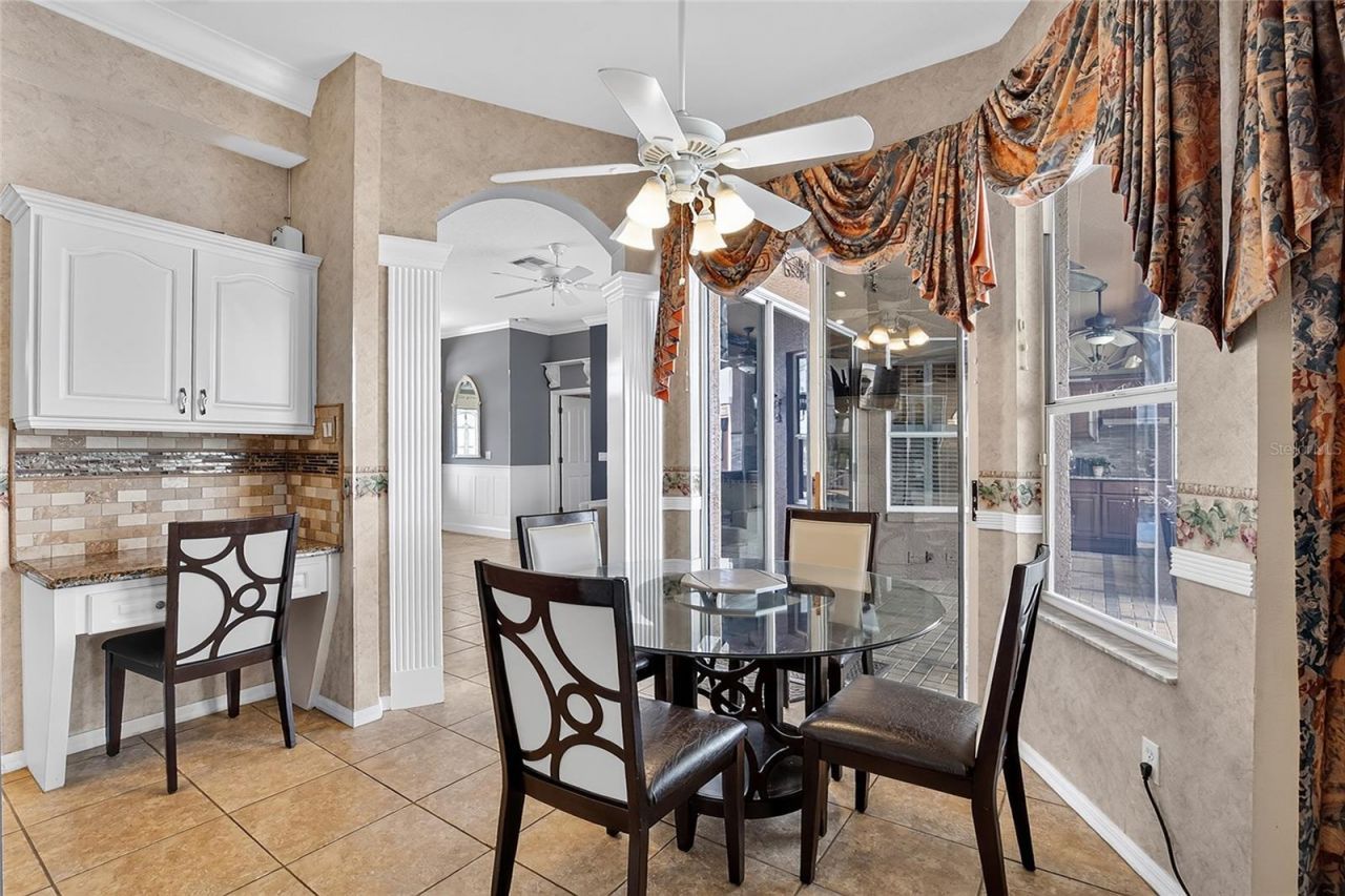 22523 Willow Lakes Drive , Lutz, FL 33549 Photo