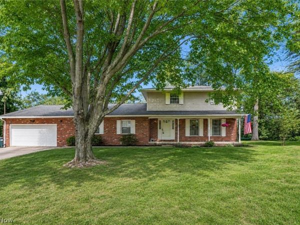 4029 Bel Air Avenue NW, Canton, OH 44718
