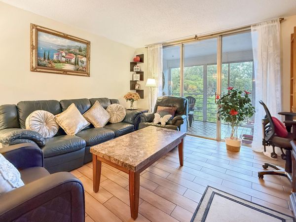 3070 NW 48th Terrace, Unit 414, Lauderdale Lakes, FL 33313