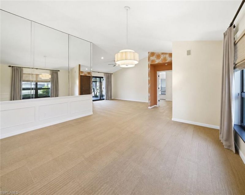2274 Queens Way , Naples, FL 34112 Photo