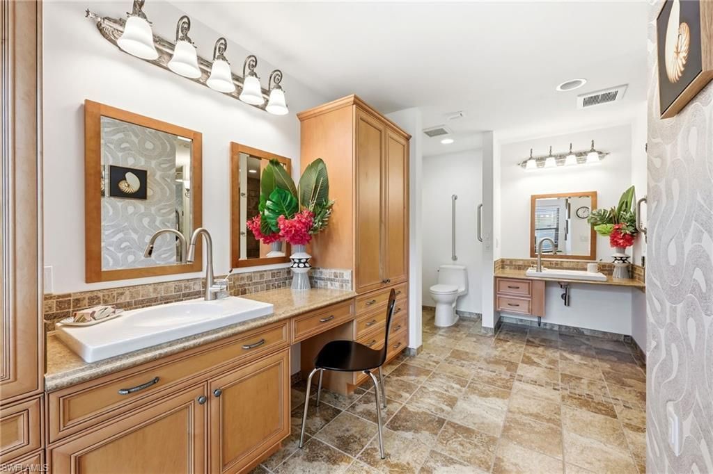 2274 Queens Way , Naples, FL 34112 Photo