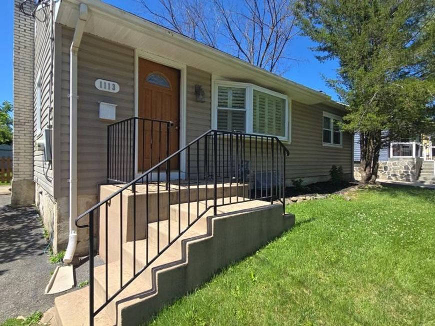 1113 Grandin Avenue , Rockville, MD 20851 Main Photo