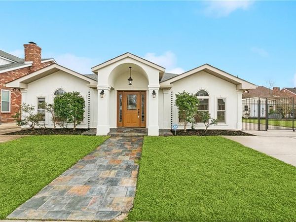 3417 KAREN Drive , Chalmette, LA 70043
