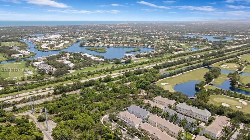 118 Seagrape Dr, Unit 105, Jupiter, FL 33458 Photo