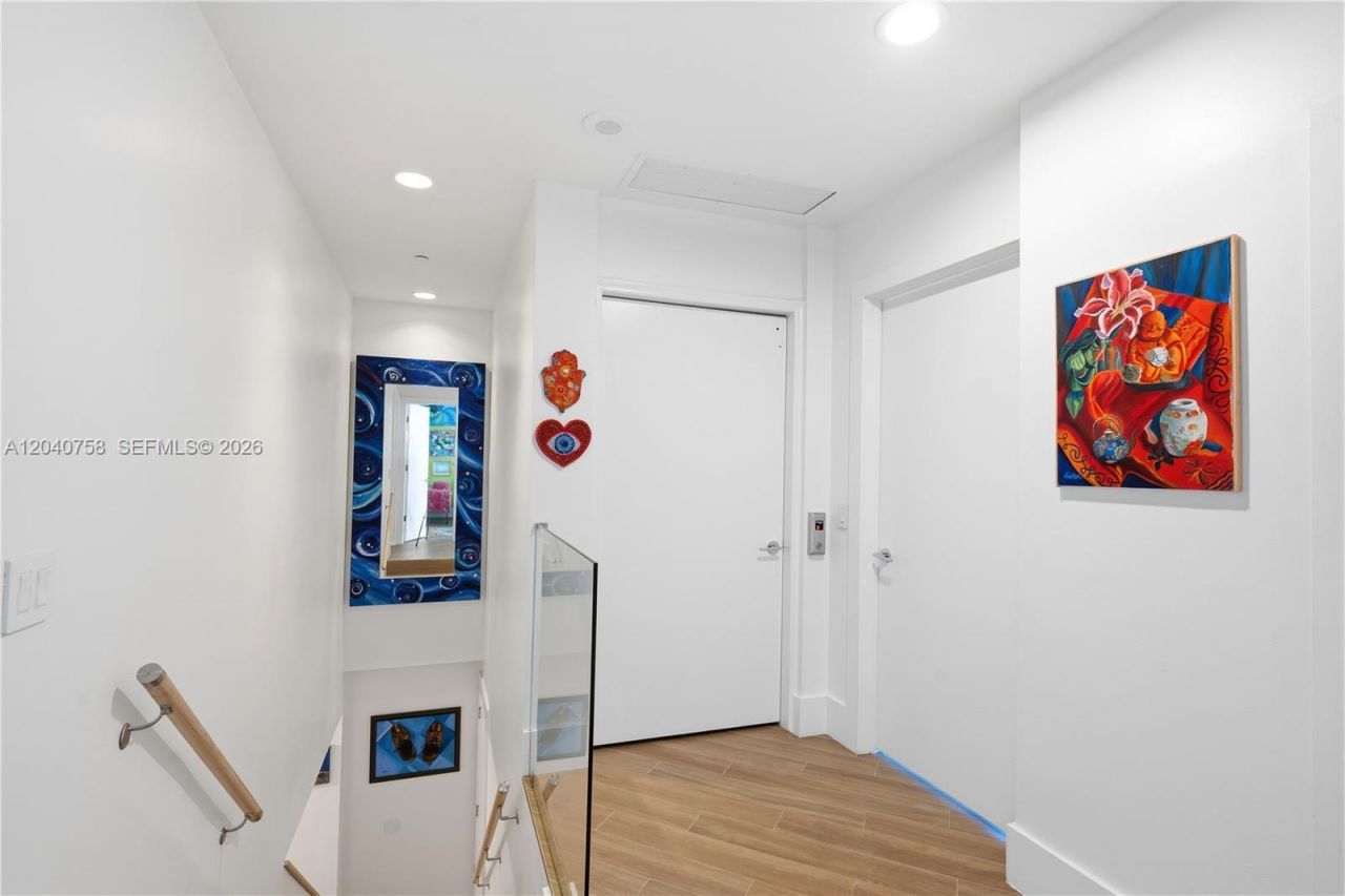 16400 Collins Ave, Unit TH-4, Sunny Isles Beach, FL 33160 Photo