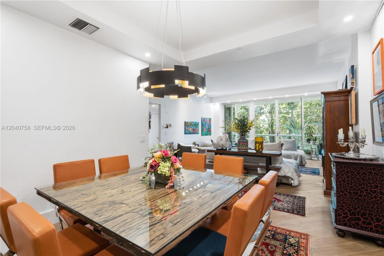 16400 Collins Ave, Unit TH-4, Sunny Isles Beach, FL 33160 Photo