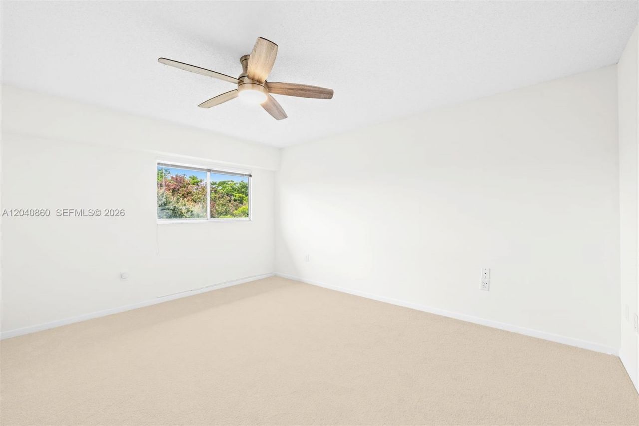 1501 SW 131st Way, Unit 405P, Pembroke Pines, FL 33027 Photo