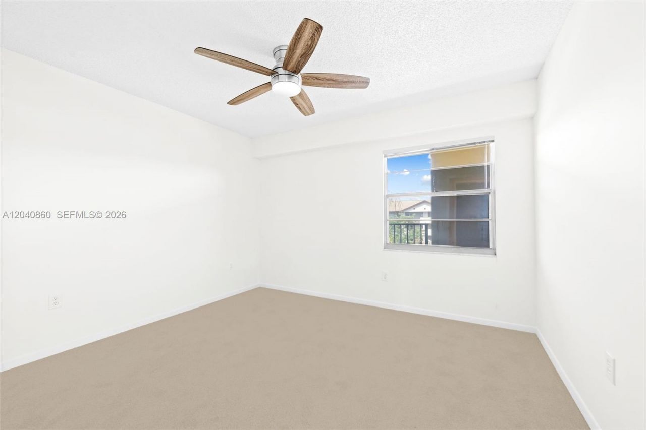 1501 SW 131st Way, Unit 405P, Pembroke Pines, FL 33027 Photo
