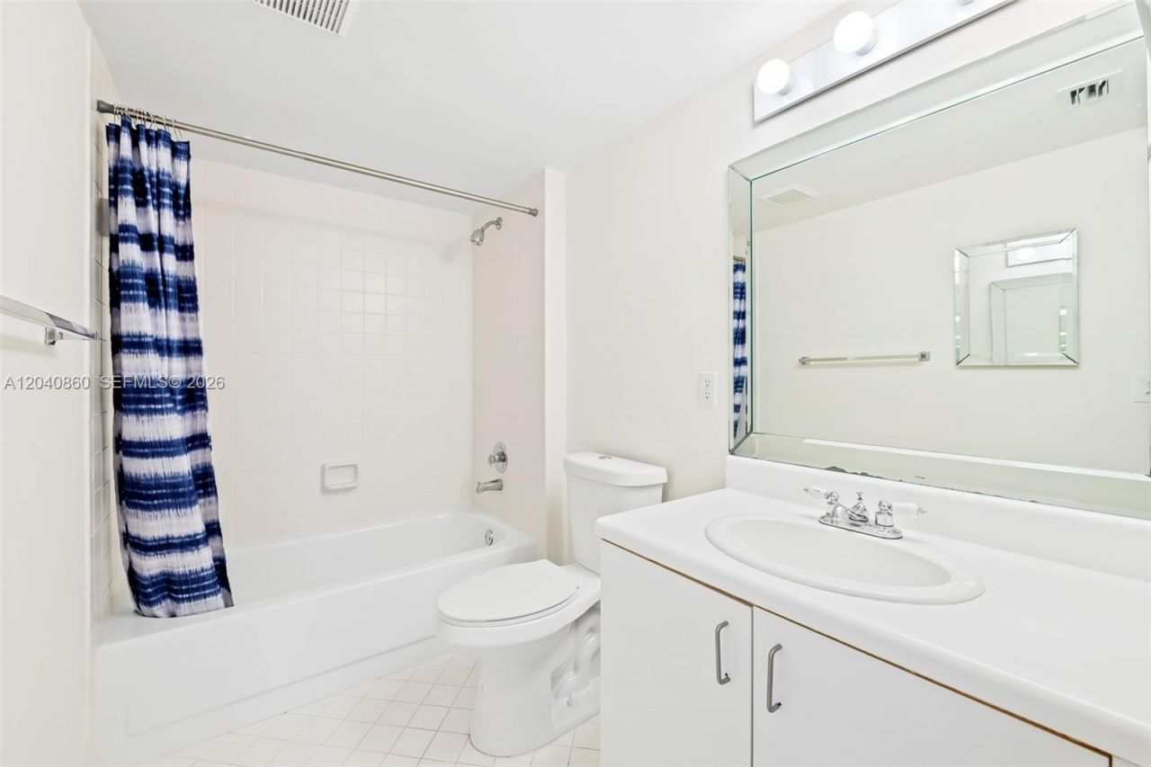 1501 SW 131st Way, Unit 405P, Pembroke Pines, FL 33027 Photo
